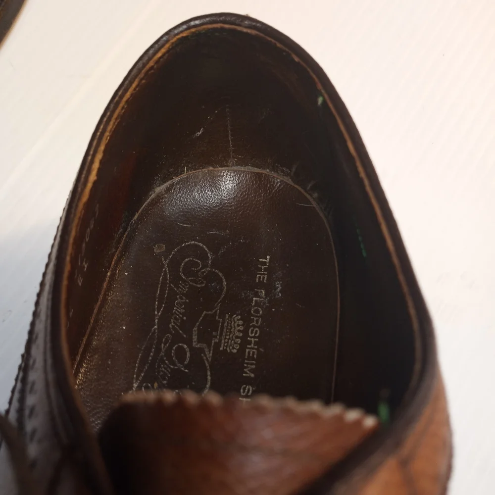 Vintage Florsheim Imperial Wingtip Leather Oxfords Sz 10.5